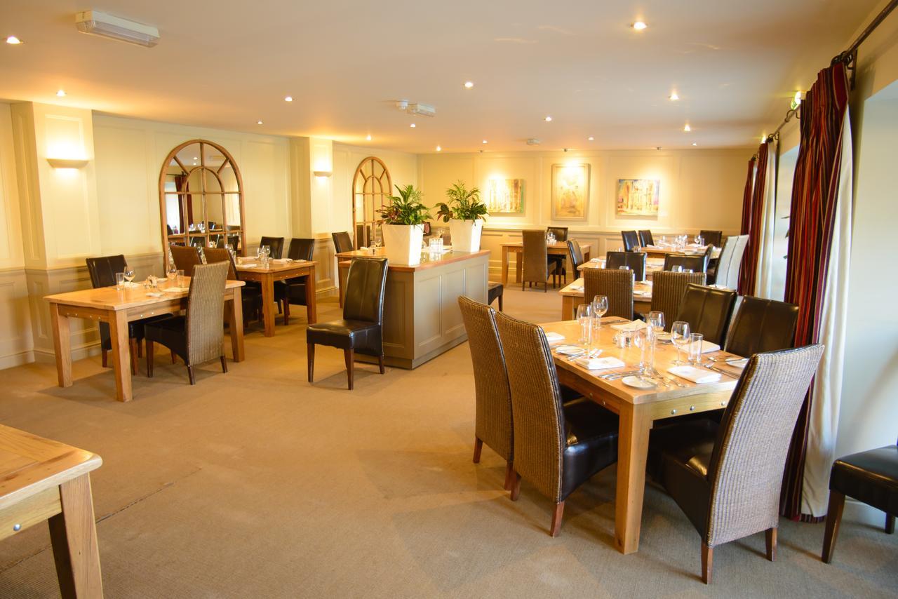 The Kings Arms Hotel Stowel ภายนอก รูปภาพ