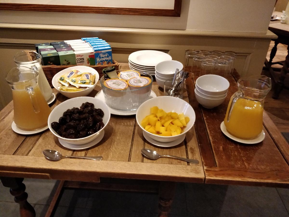 The Kings Arms Hotel Stowel ภายนอก รูปภาพ
