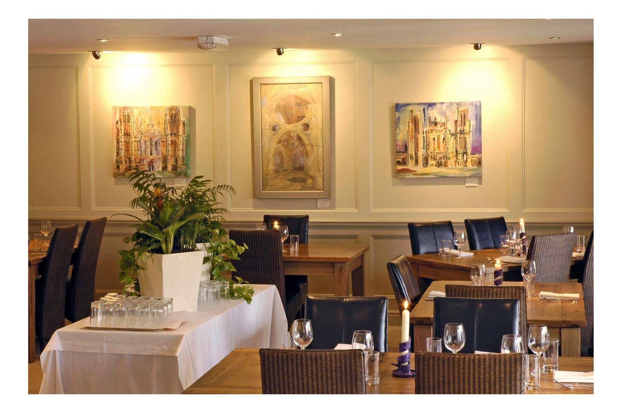 The Kings Arms Hotel Stowel ภายนอก รูปภาพ