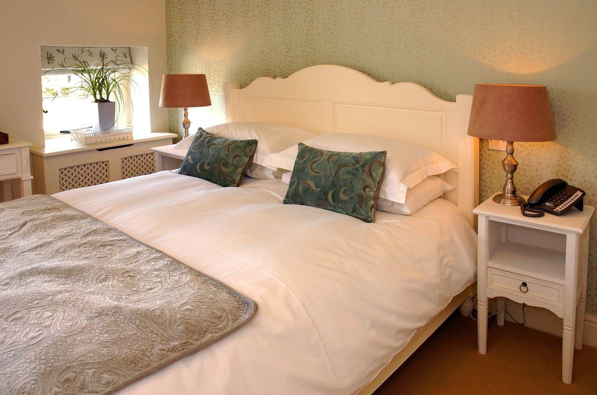 The Kings Arms Hotel Stowel ภายนอก รูปภาพ